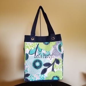 Thirty-One Essential Storage tote -Fabulous Floral